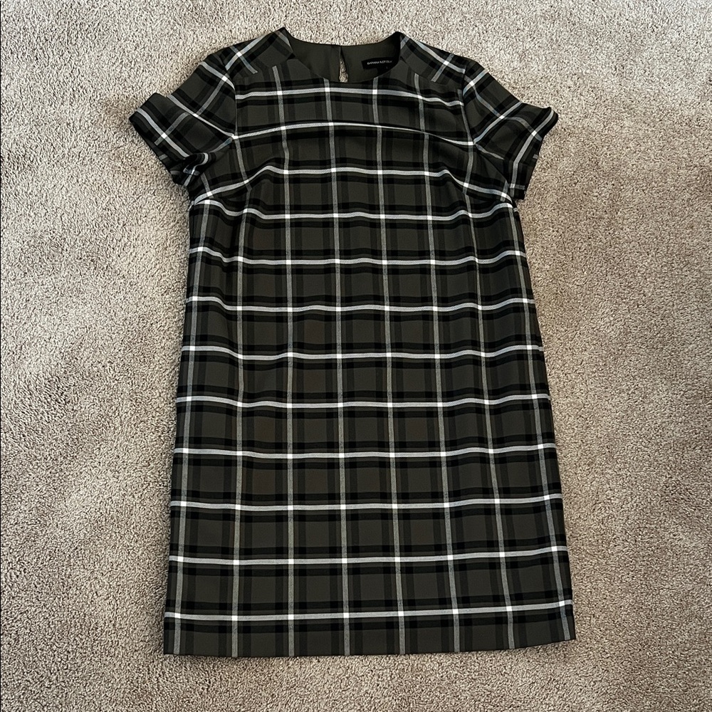 Banana Republic Shift Dress